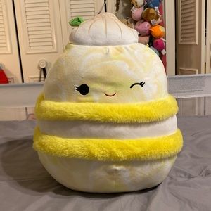 12” Landry Squishmallow HTF BNWT (detached)
